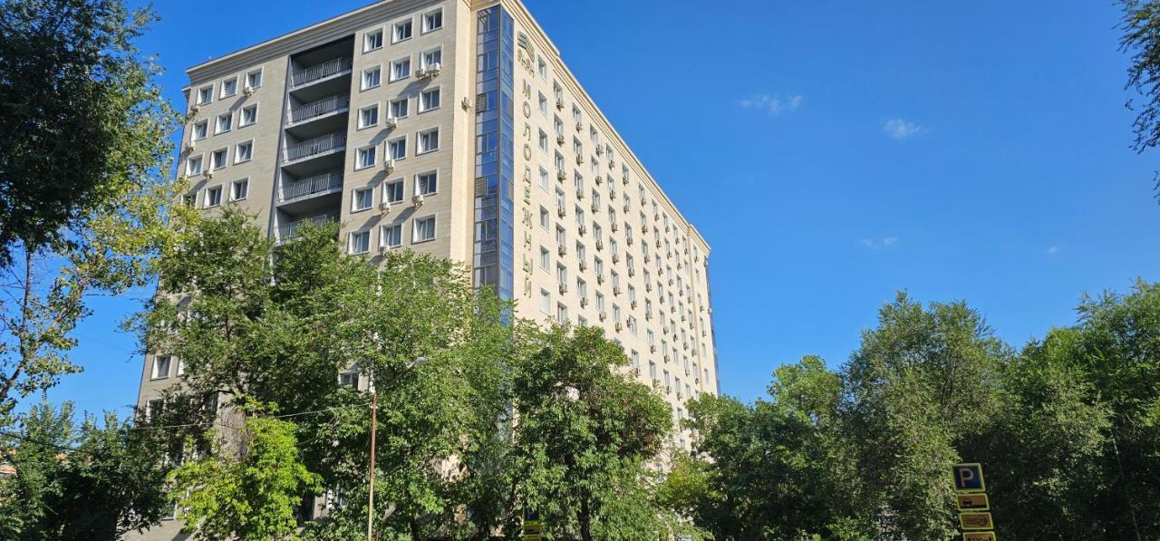 One Bedroom Apartment Next To Arbat In The Heart Of Almaty Exteriér fotografie